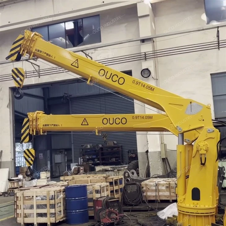 0.9T 14M Small Hydraulic Telescope Crane price